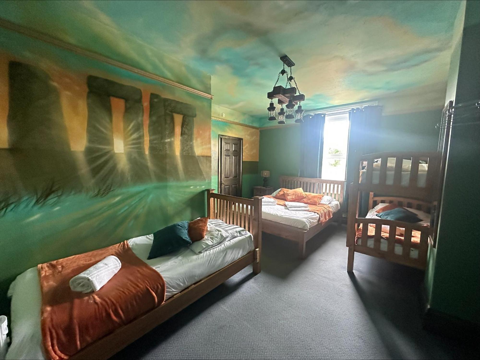 Stonehenge Inn & Shepherd'S Huts Bulford Chambre photo